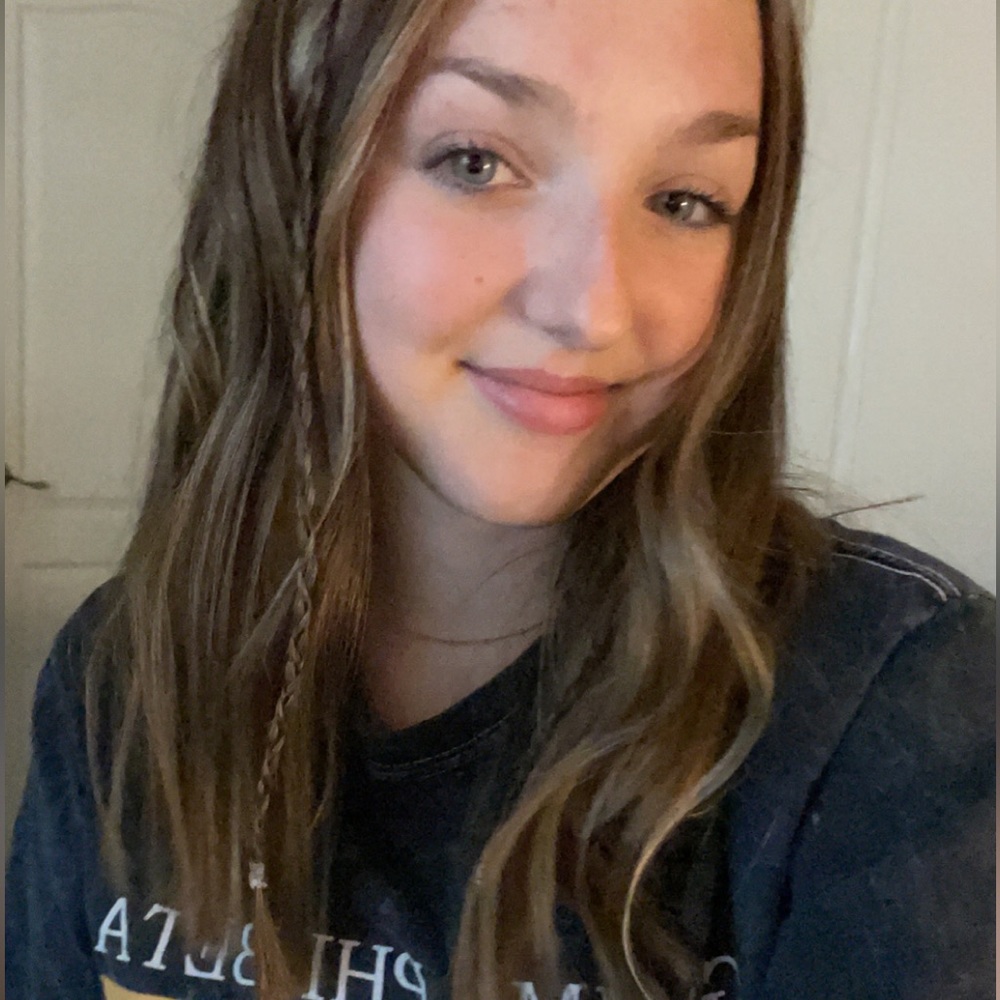 Meet your Posher, Jordyn